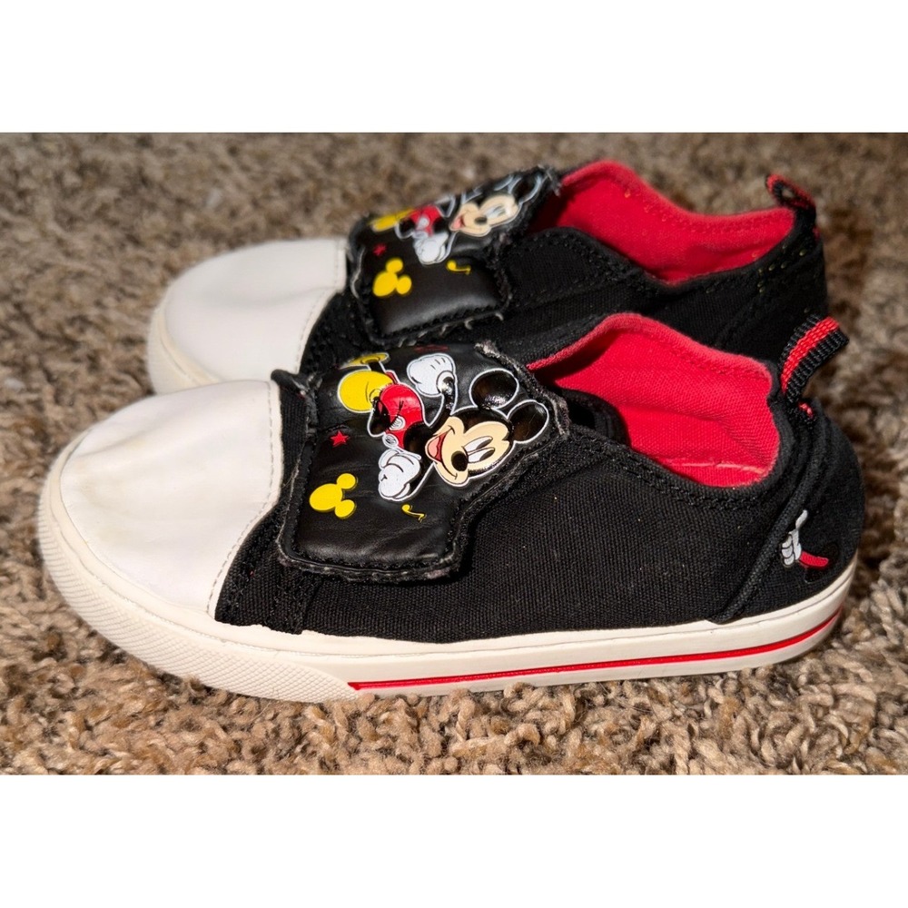 Disney Junior-Black Canvas Mickey Mouse Sneakers Size 8